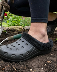 Estro - A01 - Waterproof Thermal Fur Lined Womens Low Garden Clogs - Black